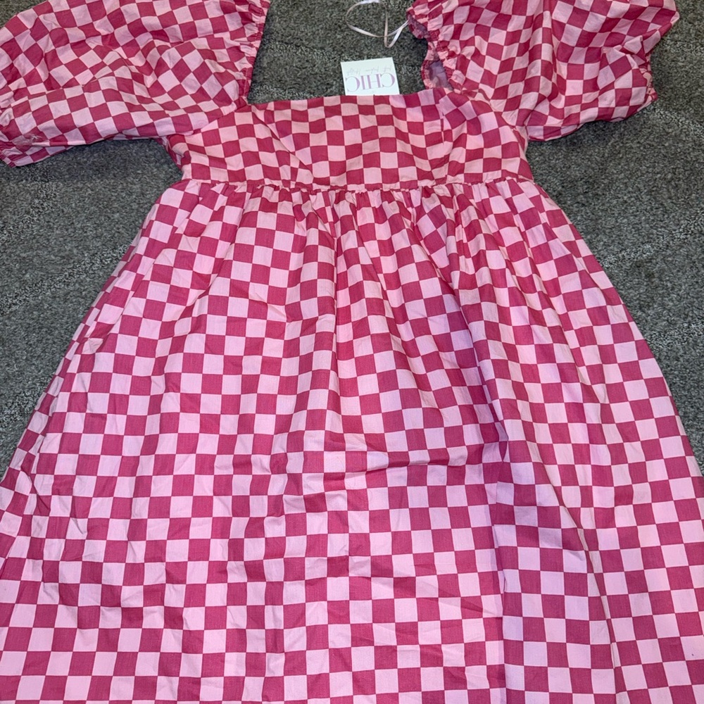 Pink Checkerboard Puff-Sleeve Dress